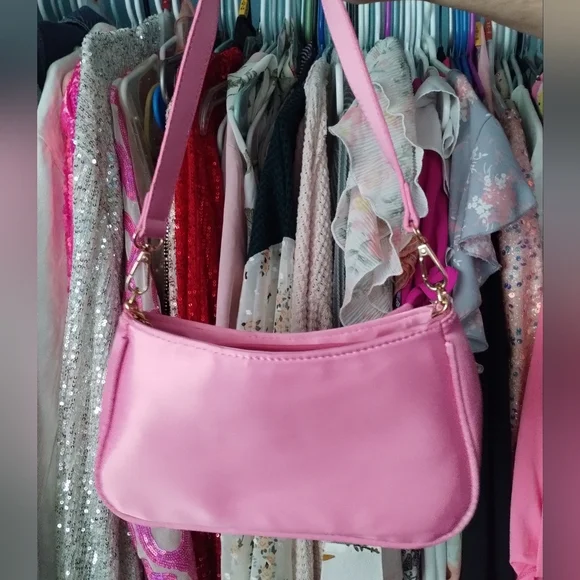NWOT Satin Pink Bow Crossbody Bag - Picture 3 of 4
